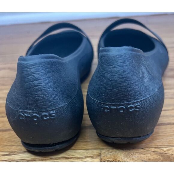 Crocs Black Ballet Flats Women’s Size 7 Cap Toe Slip On Shoes - Picture 4 of 8